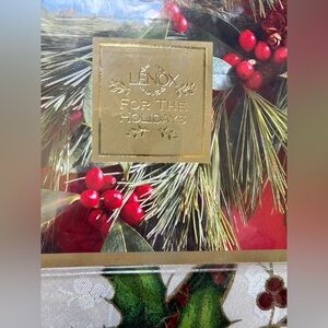 NWT Lenox Holiday tablecloth 60x104